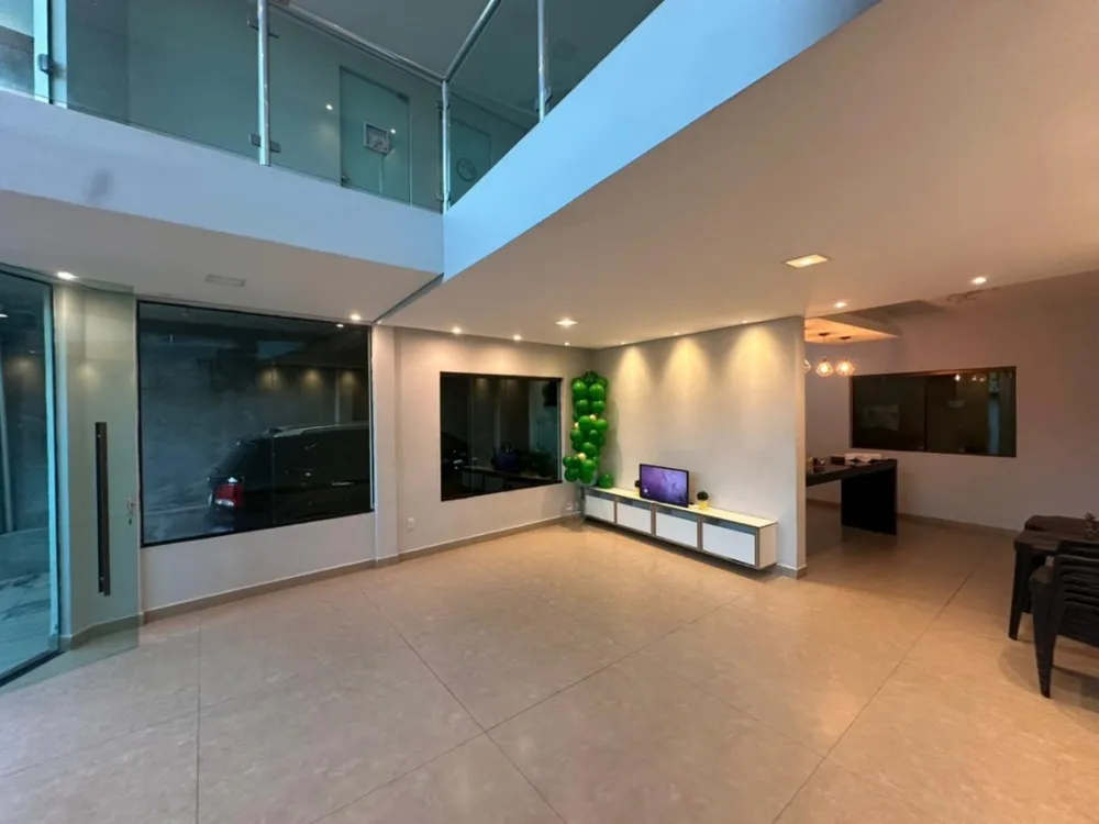 Casa, 3 quartos, 200 m² - Foto 11
