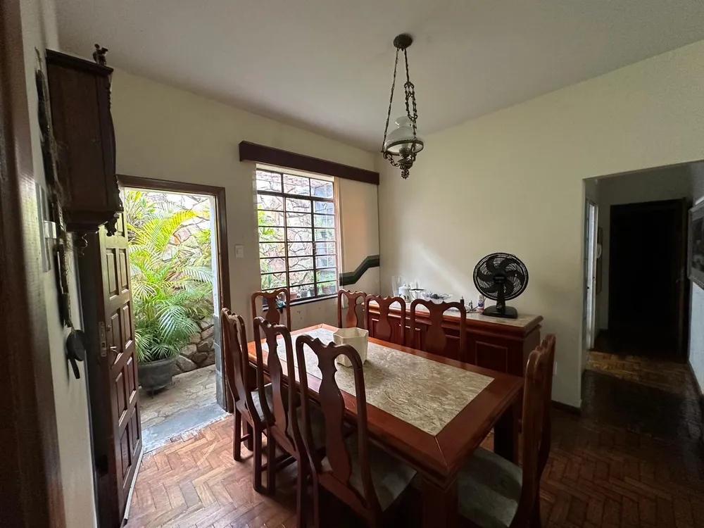 Casa, 3 quartos, 300 m² - Foto 1