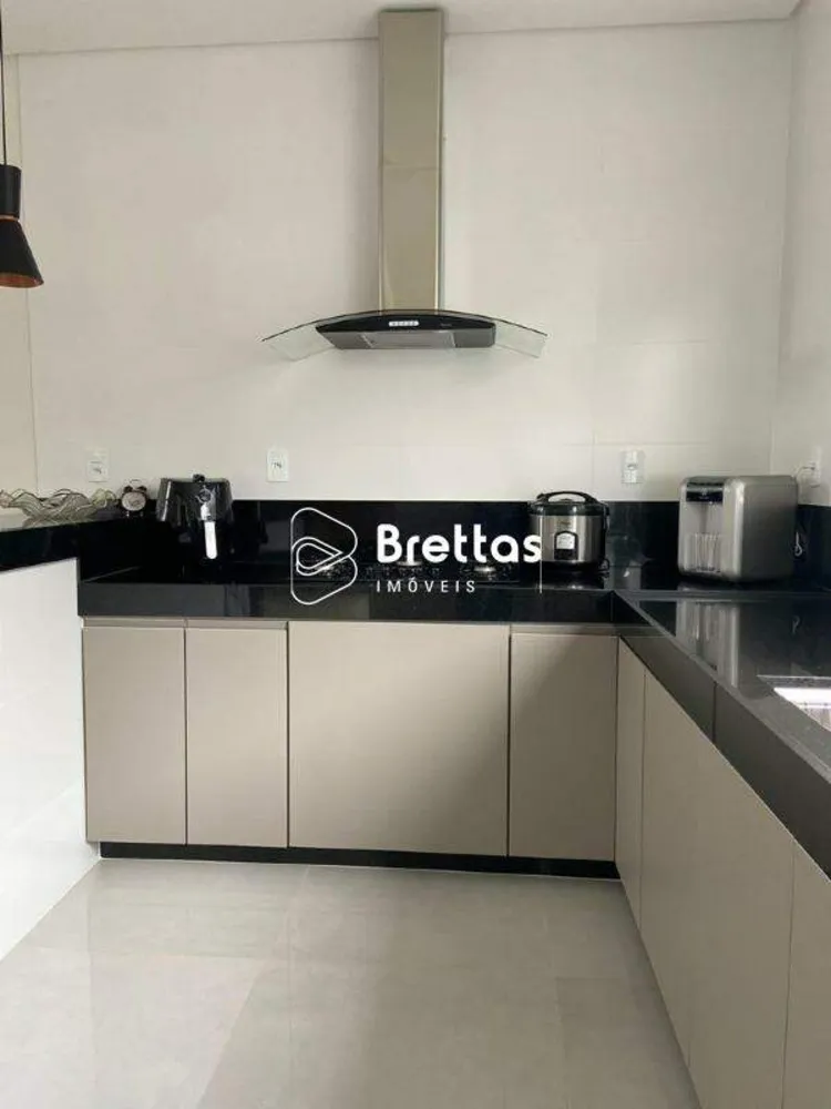 Casa, 3 quartos, 200 m² - Foto 3
