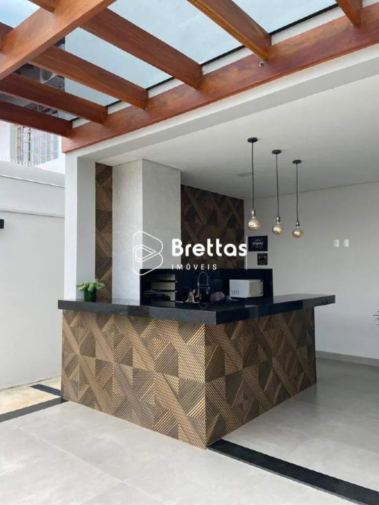 Casa, 3 quartos, 200 m² - Foto 2