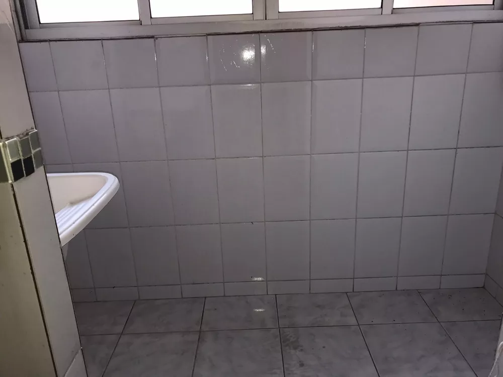 Apartamento para alugar com 3 quartos, 80m² - Foto 7