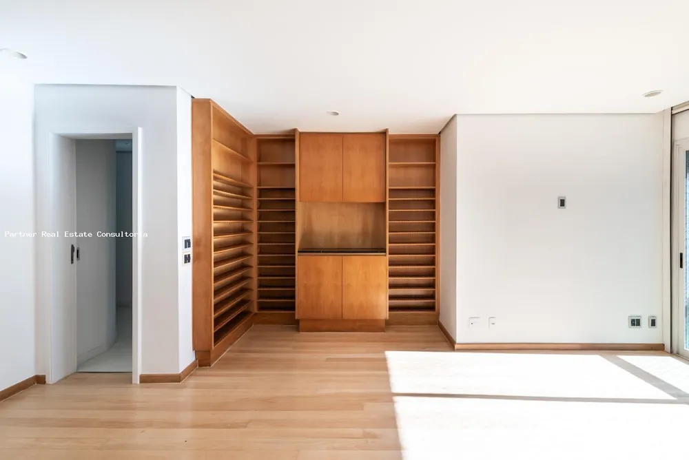 Cobertura, 3 quartos, 629 m² - Foto 4