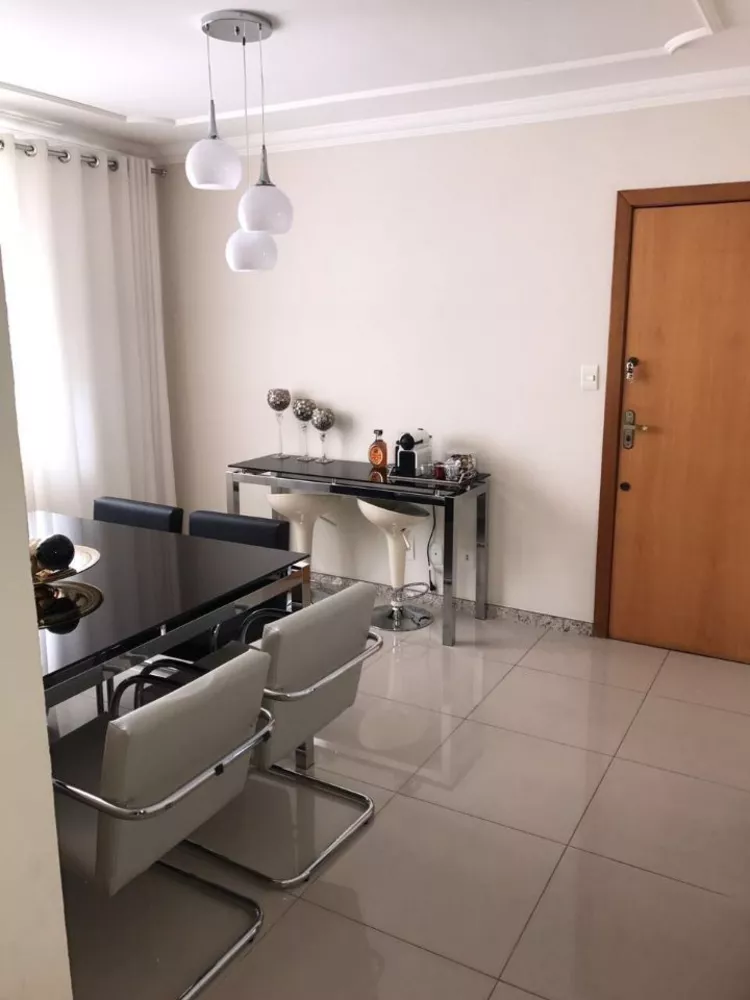 Apartamento à venda com 3 quartos, 66m² - Foto 4