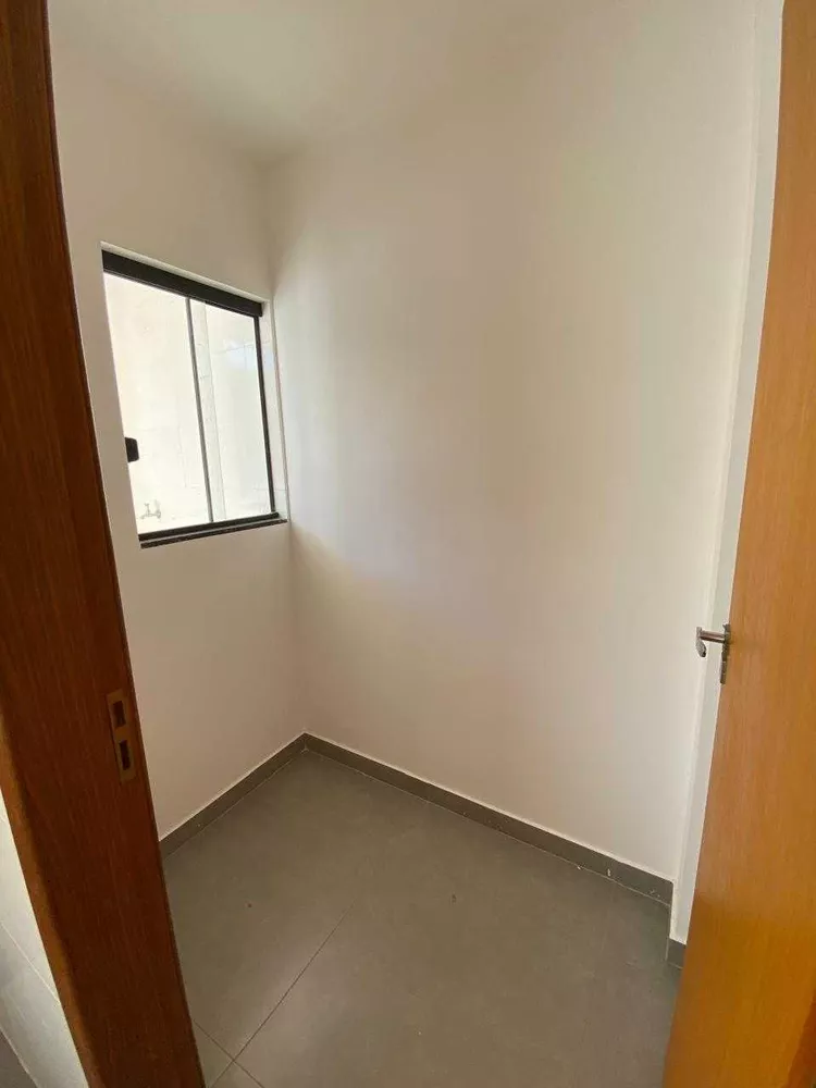 Casa à venda com 2 quartos, 88m² - Foto 17