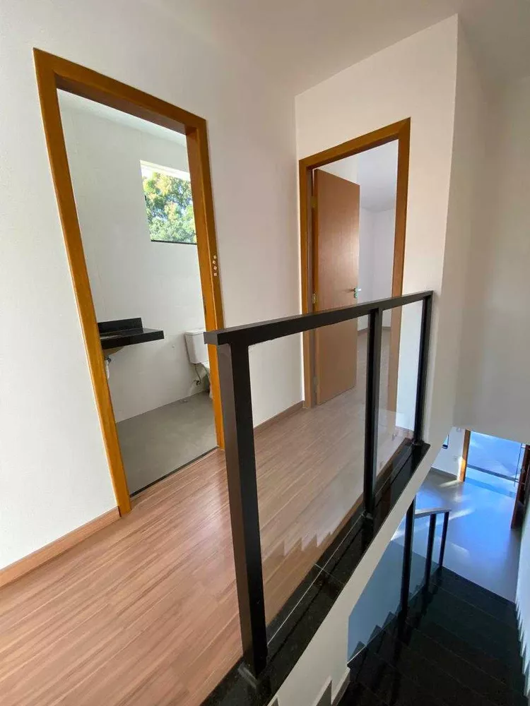 Casa à venda com 2 quartos, 88m² - Foto 12