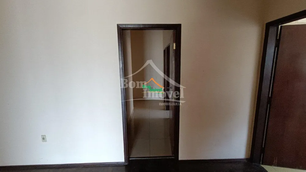 Casa, 3 quartos, 200 m² - Foto 11