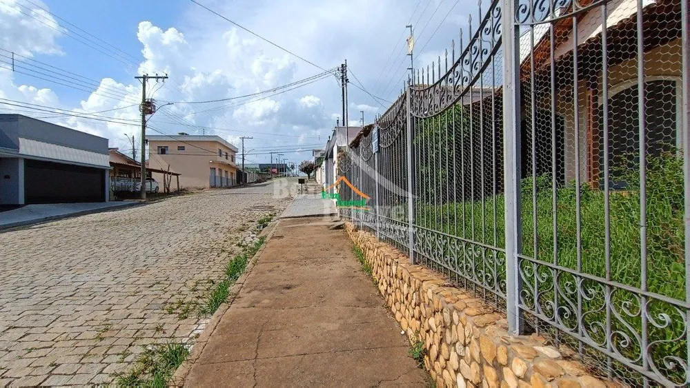 Casa, 3 quartos, 200 m² - Foto 2