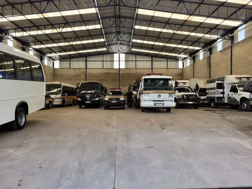 Depósito-Galpão, 790 m² - Foto 2