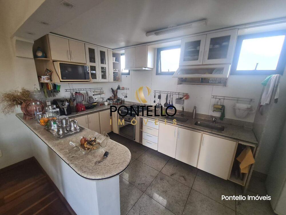 Casa à venda com 5 quartos, 464m² - Foto 3
