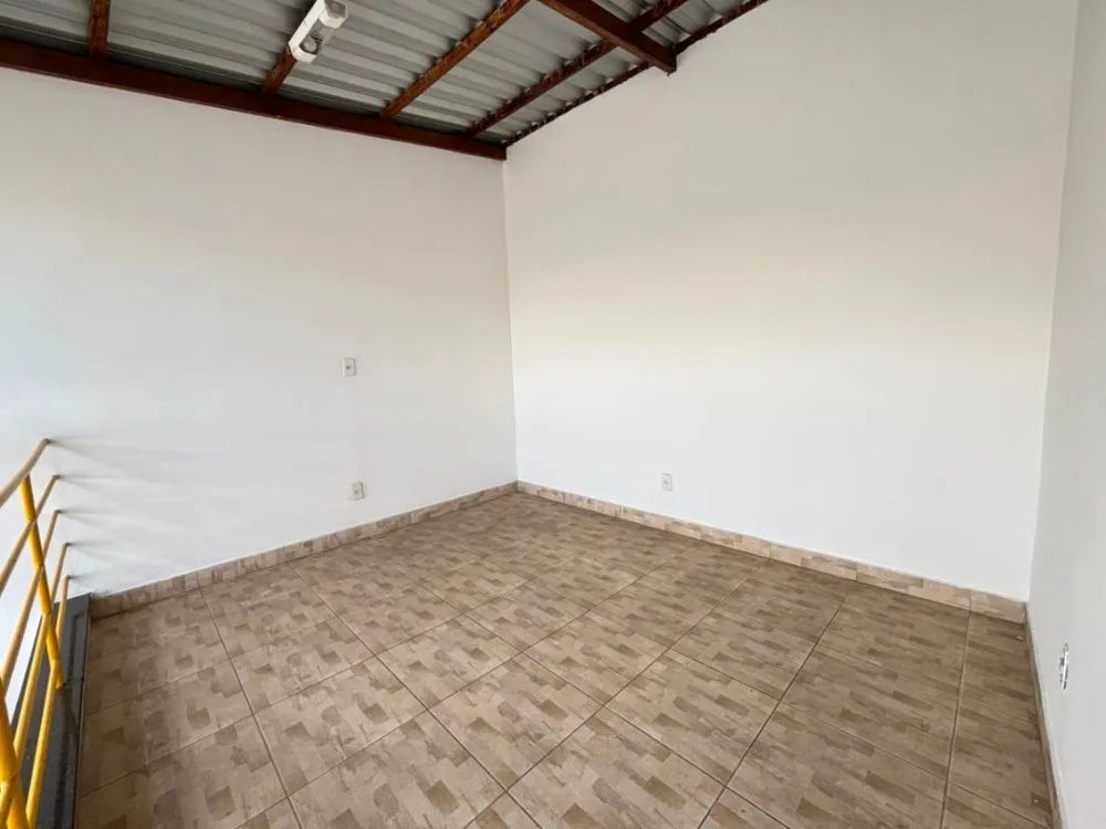 Casa, 3 quartos, 246 m² - Foto 3