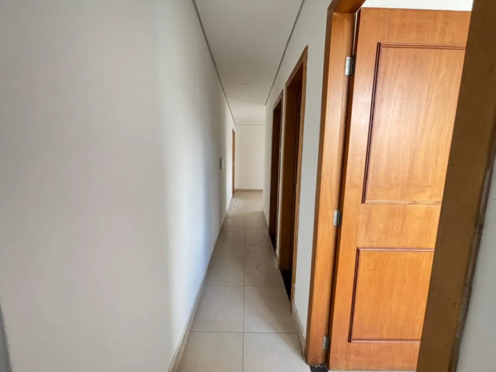 Casa, 3 quartos, 246 m² - Foto 8