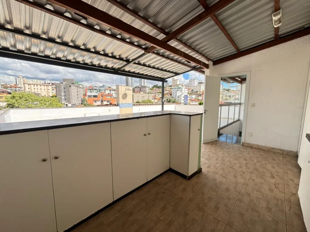 Casa, 3 quartos, 246 m² - Foto 2