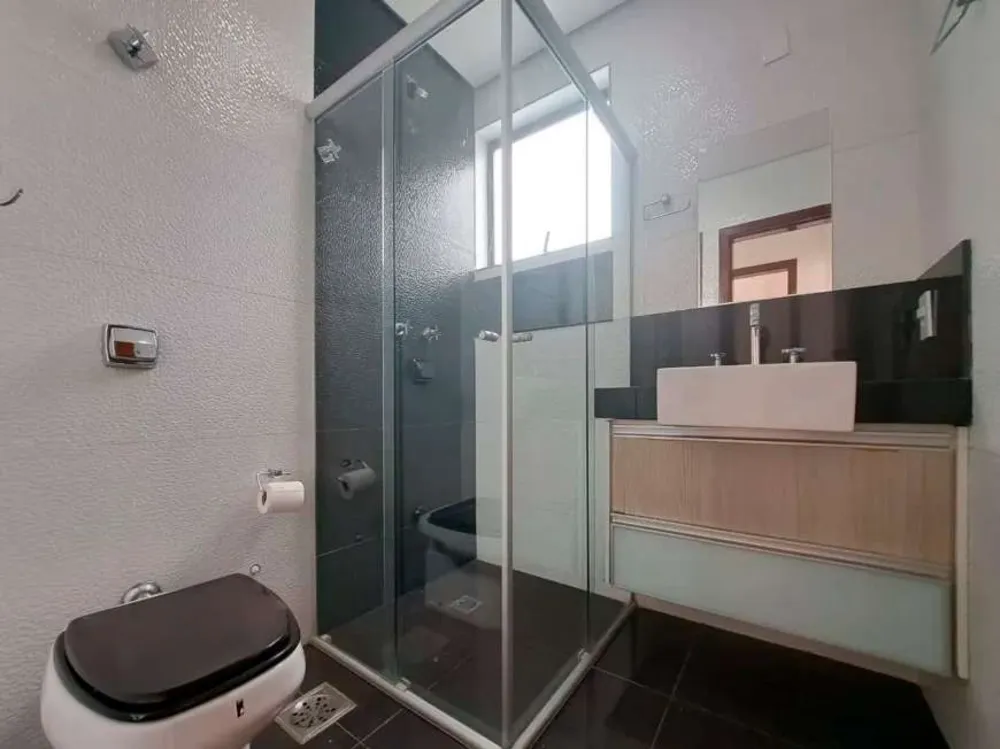 Cobertura, 3 quartos, 220 m² - Foto 4