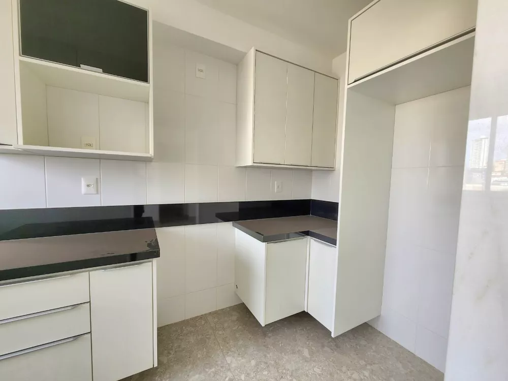 Apartamento à venda com 3 quartos, 85m² - Foto 6