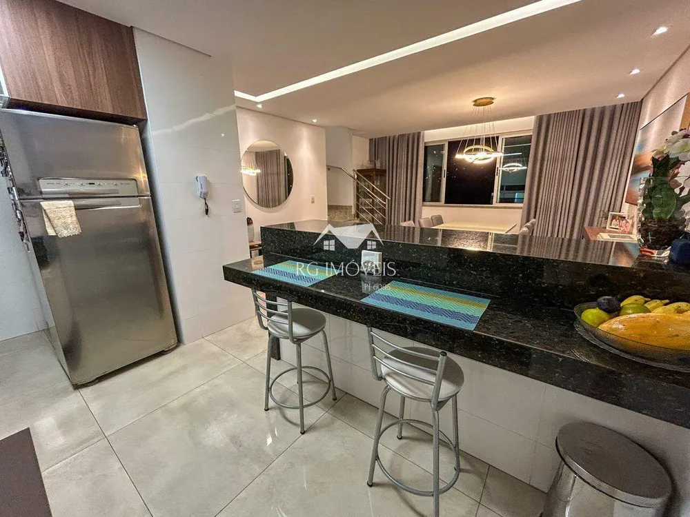 Cobertura, 3 quartos, 163 m² - Foto 2
