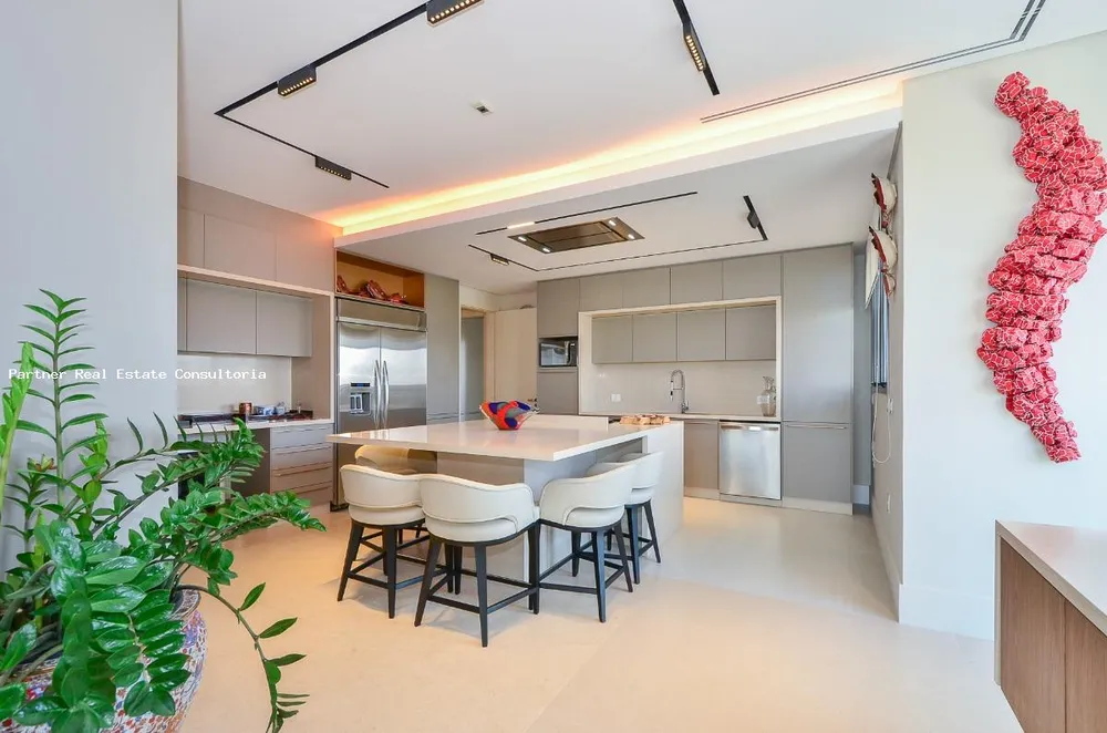 Apartamento, 3 quartos, 332 m² - Foto 2