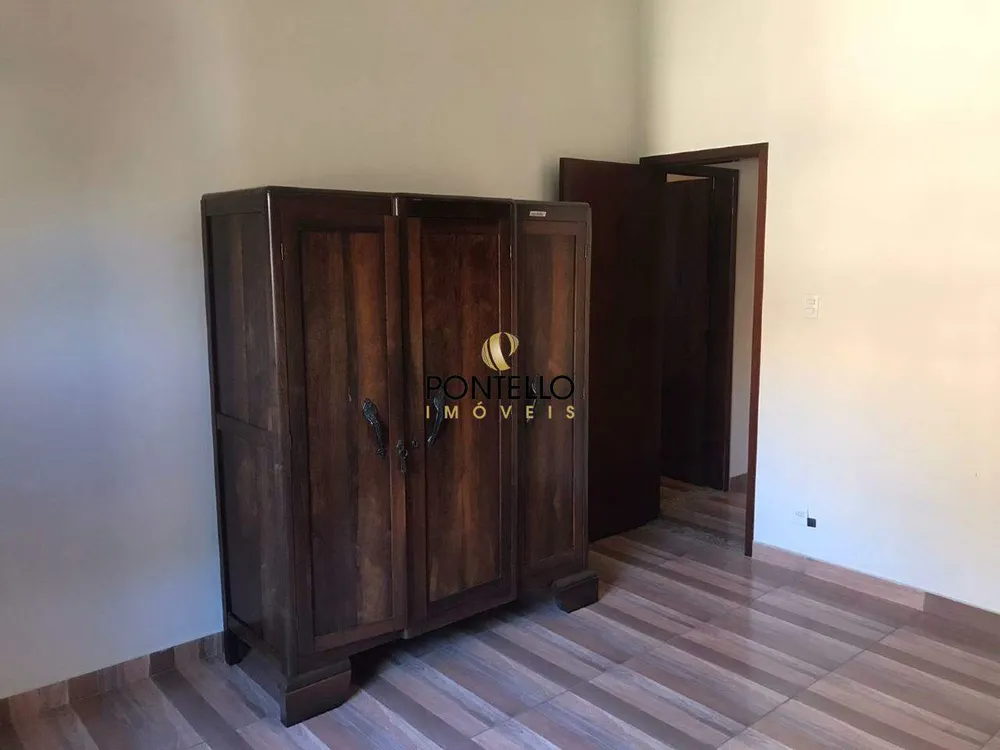 Casa, 3 quartos, 201 m² - Foto 2