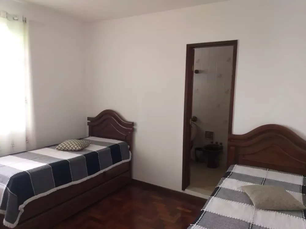 Casa, 6 quartos, 325 m² - Foto 10