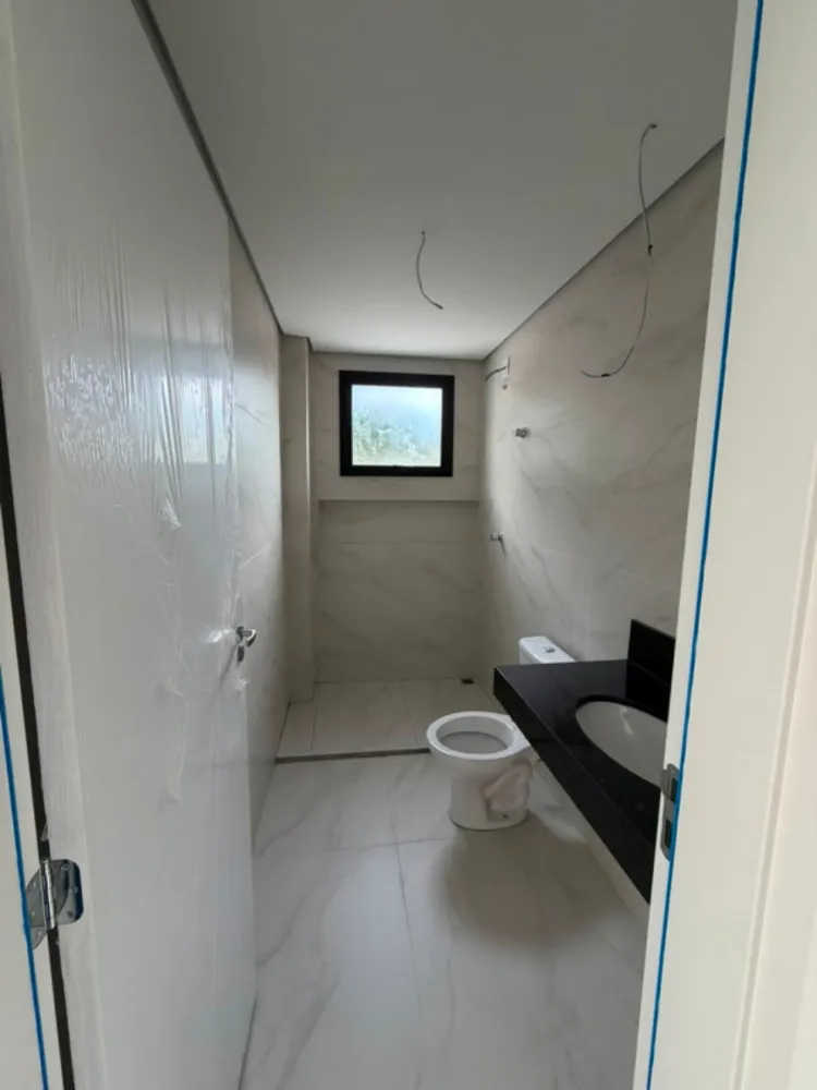Apartamento, 3 quartos, 147 m² - Foto 2