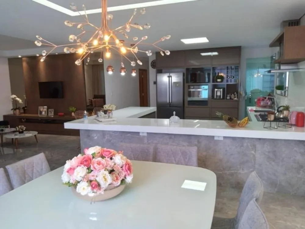 Casa, 4 quartos, 280 m² - Foto 3