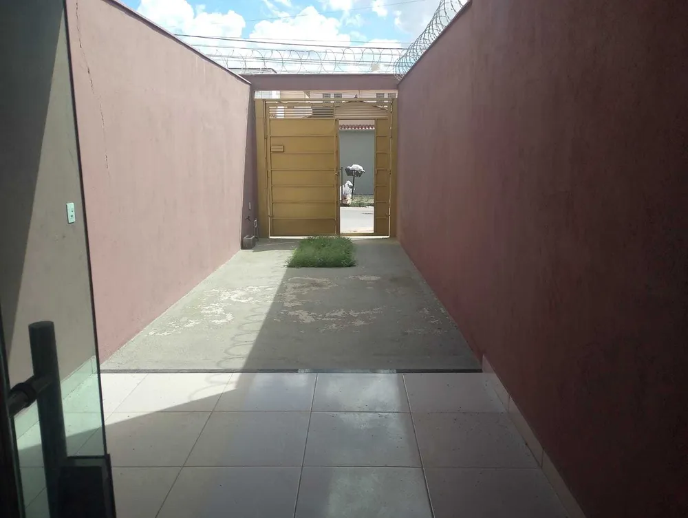 Casa, 5 quartos, 230 m² - Foto 1