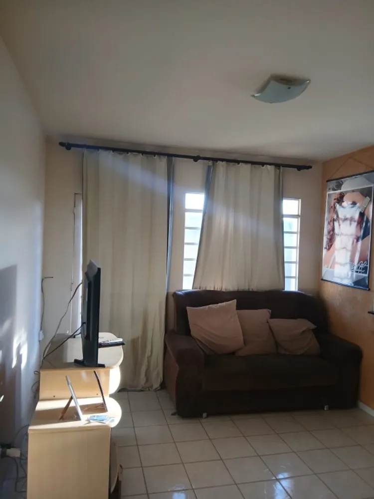 Casa, 2 quartos, 75 m² - Foto 1
