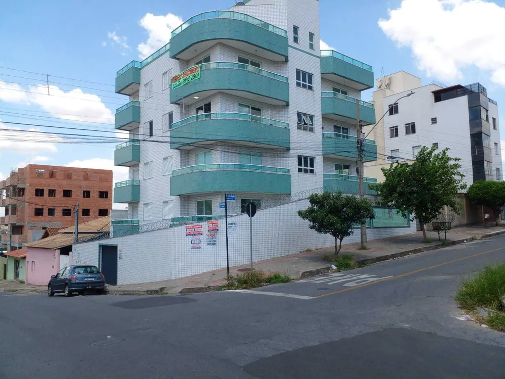Cobertura, 3 quartos, 193 m² - Foto 2