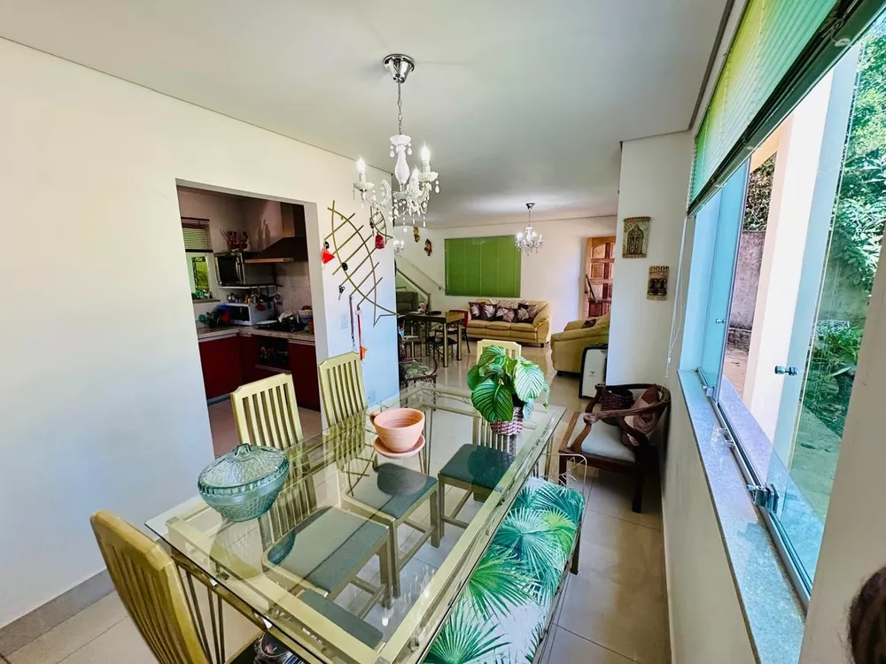 Casa de Condomínio à venda com 4 quartos, 190m² - Foto 4