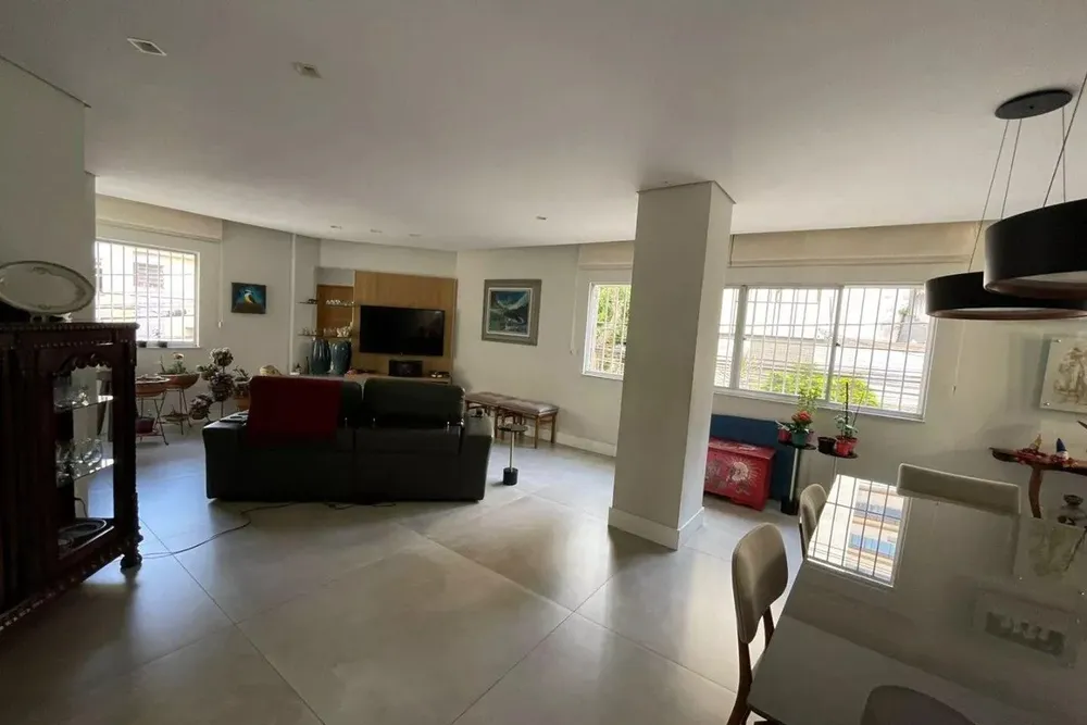 Apartamento, 3 quartos, 159 m² - Foto 1