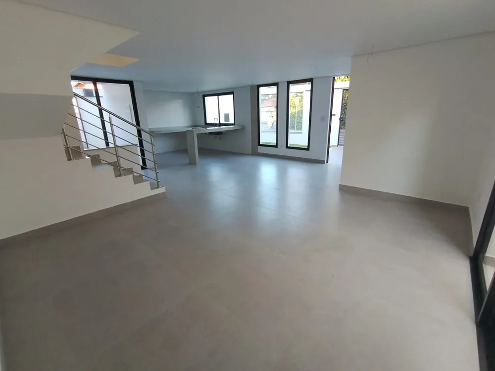 Casa, 3 quartos, 124 m² - Foto 2