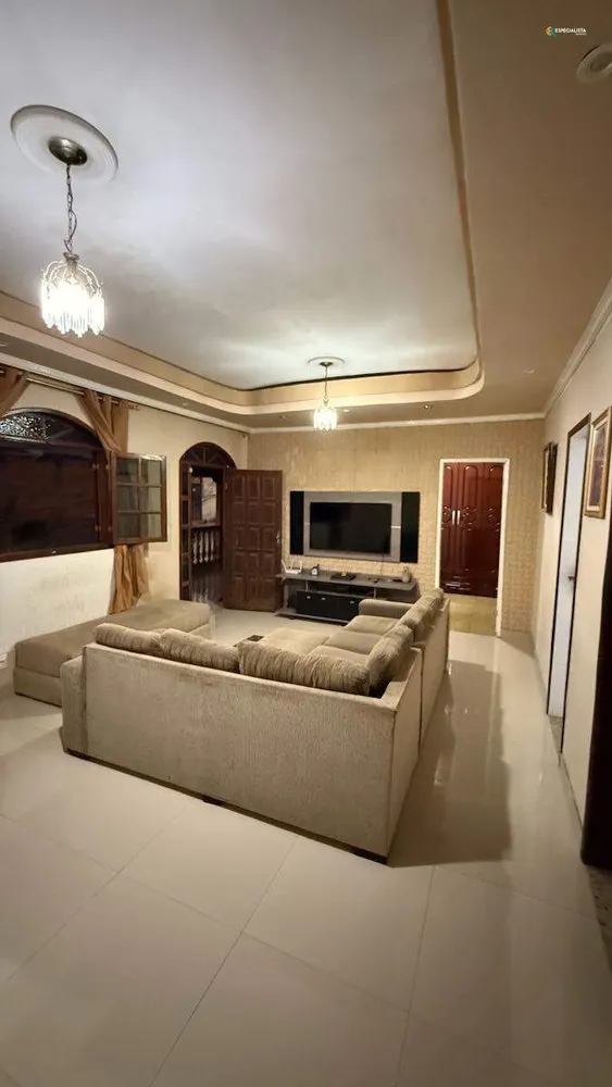Casa, 3 quartos, 200 m² - Foto 4
