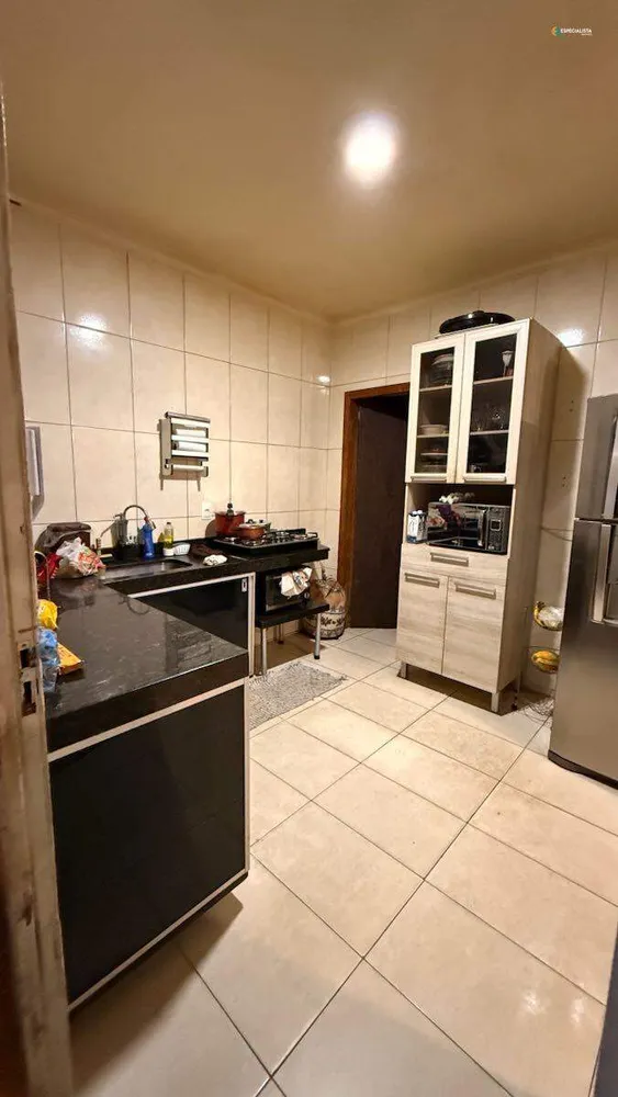 Casa, 3 quartos, 200 m² - Foto 7