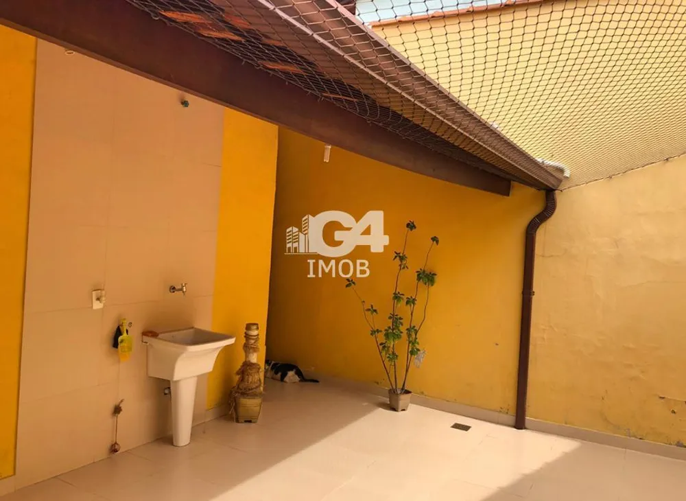 Casa, 3 quartos, 240 m² - Foto 2