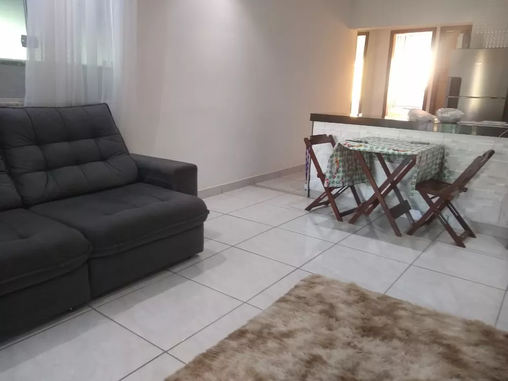 Casa à venda com 2 quartos, 140m² - Foto 3