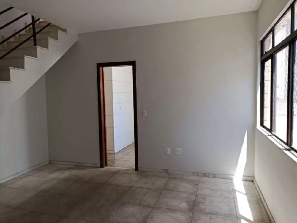 Cobertura à venda com 5 quartos, 246m² - Foto 4