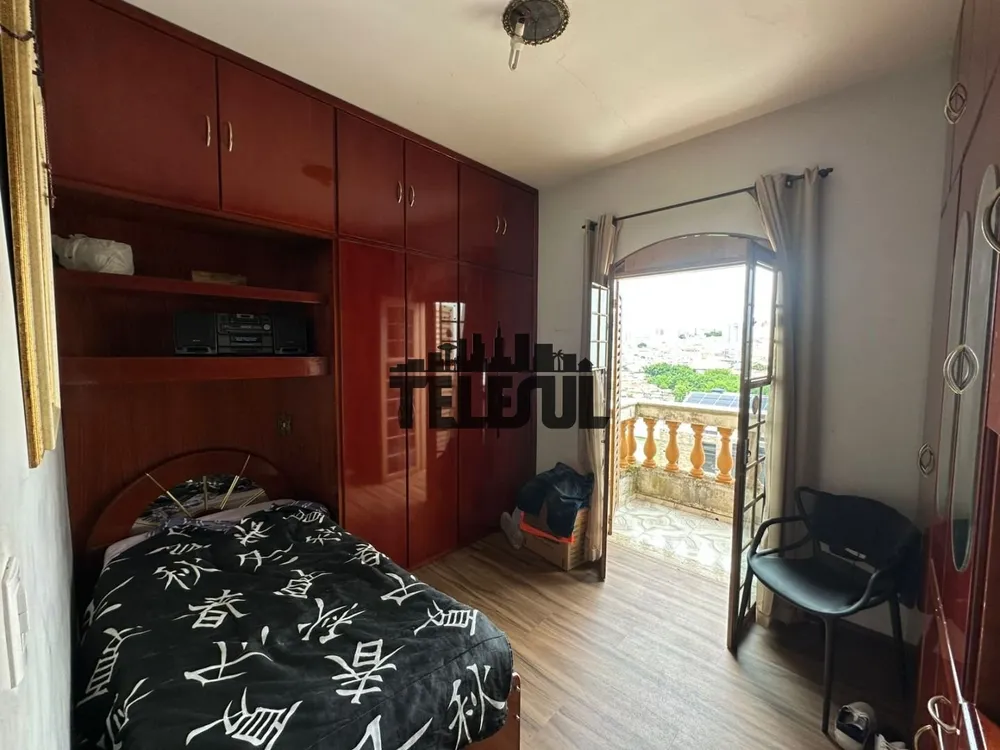 Casa, 3 quartos, 328 m² - Foto 9