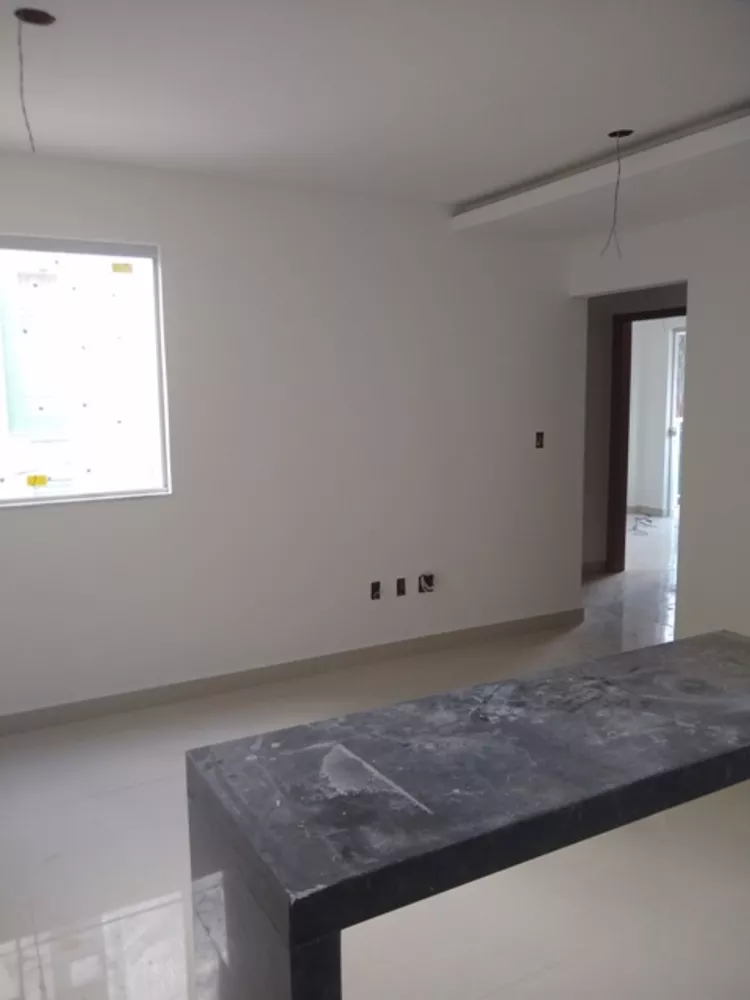 Apartamento à venda com 3 quartos, 63m² - Foto 4