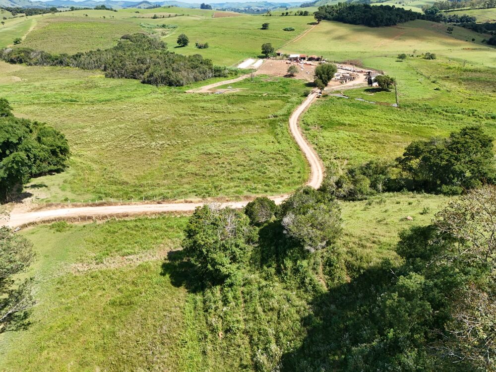 Fazenda à venda com 1 quarto, 1645600m² - Foto 3