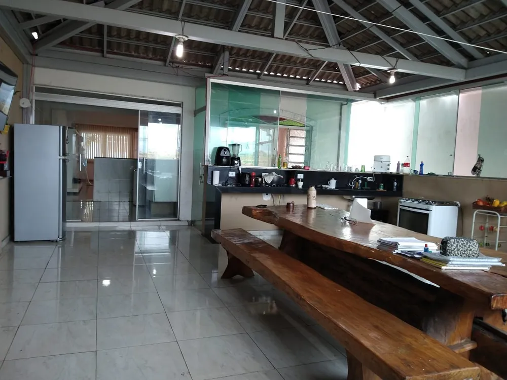 Casa, 5 quartos, 300 m² - Foto 2