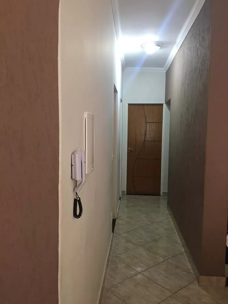 Casa à venda com 3 quartos, 200m² - Foto 4