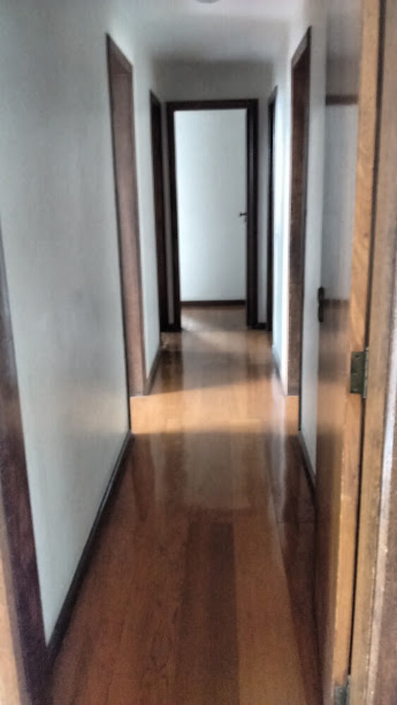Apartamento à venda com 4 quartos, 180m² - Foto 7