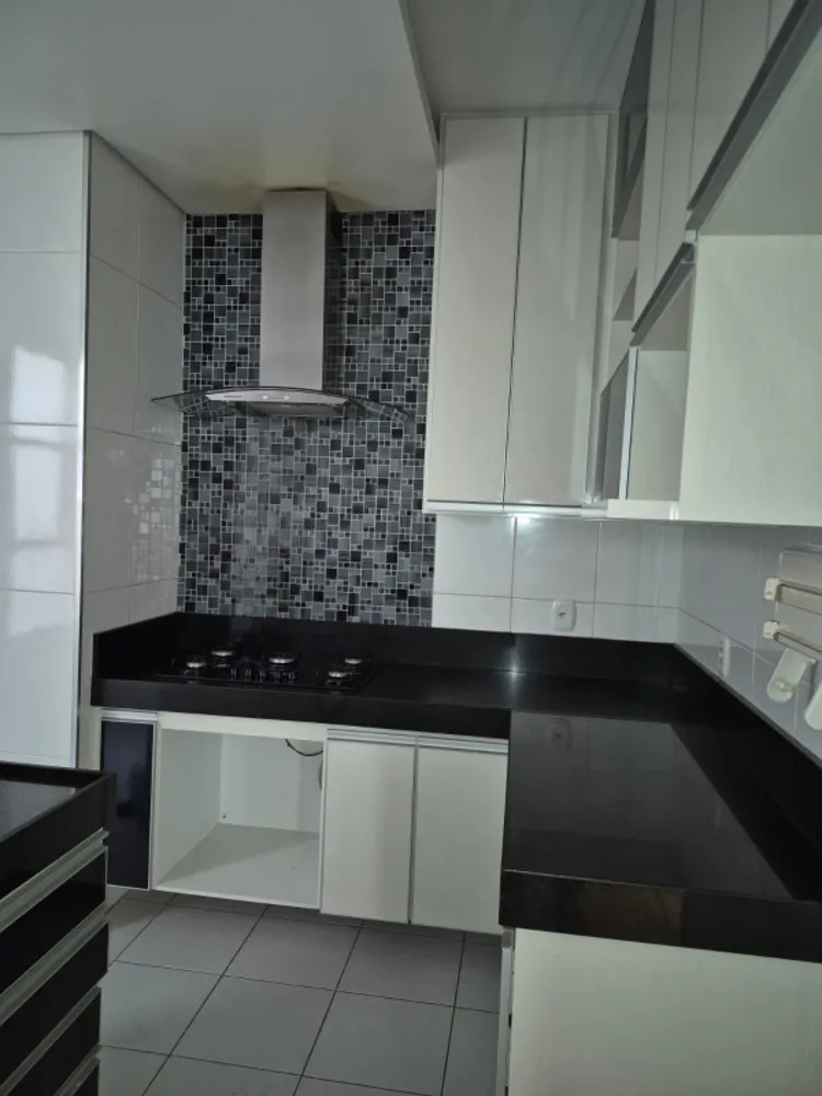 Apartamento, 3 quartos, 95 m² - Foto 2