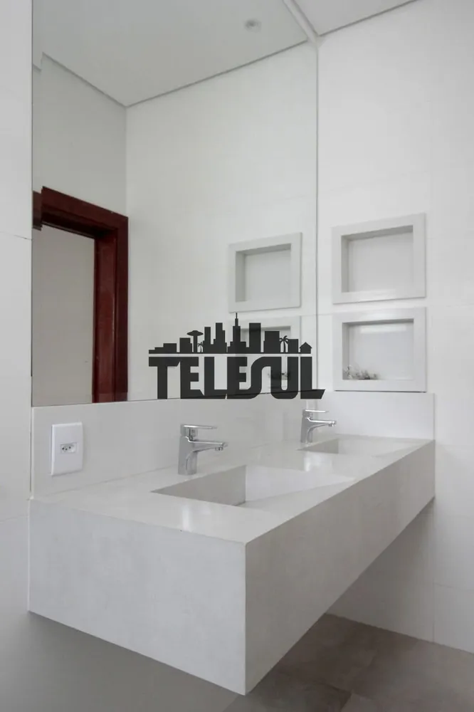 Casa, 3 quartos, 266 m² - Foto 4