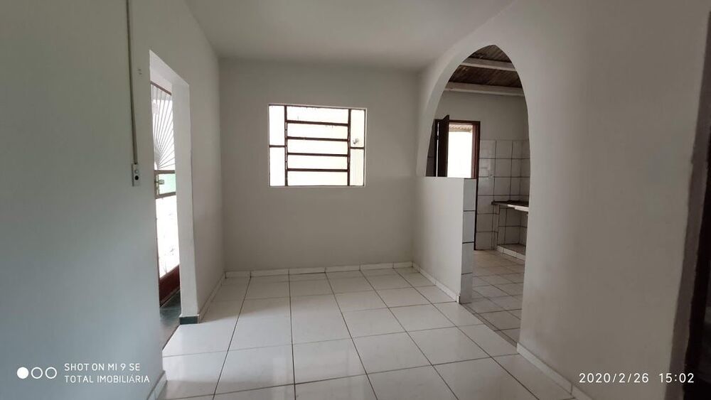 Casa à venda com 3 quartos - Foto 2