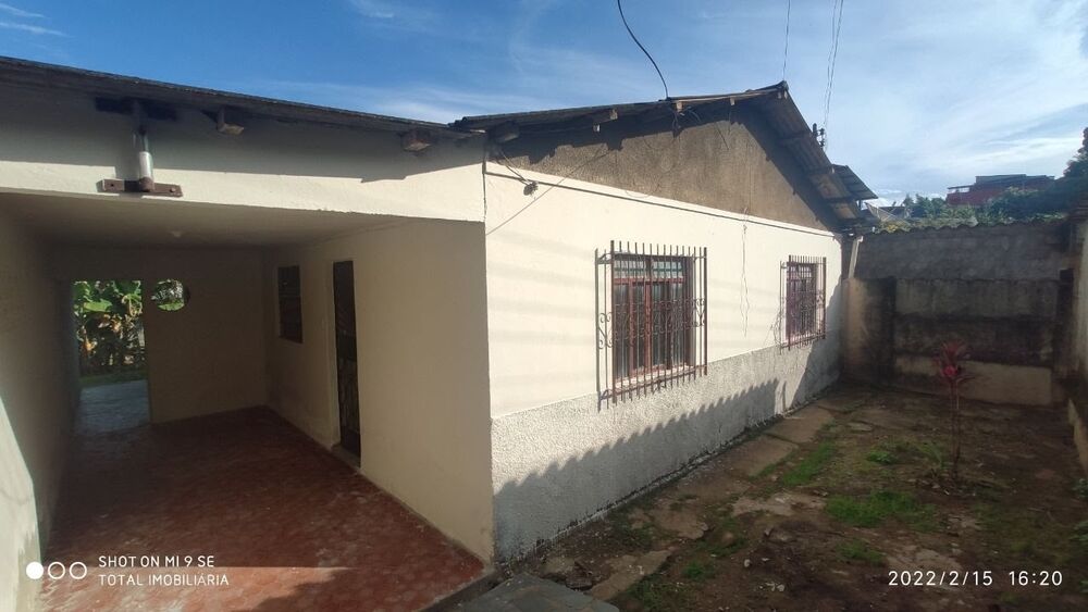Casa à venda com 3 quartos - Foto 1