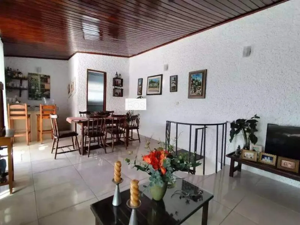 Cobertura, 3 quartos, 220 m² - Foto 10