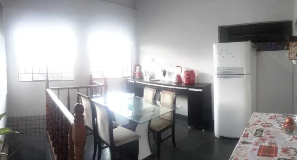 Casa, 3 quartos, 257 m² - Foto 11