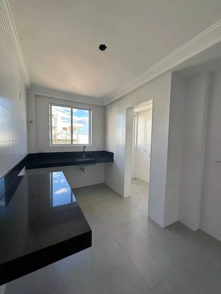 Apartamento à venda com 3 quartos, 83m² - Foto 7