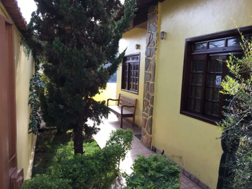 Casa, 4 quartos, 250 m² - Foto 4