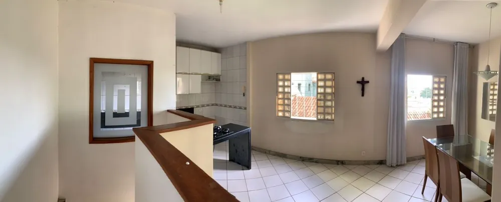 Casa, 5 quartos, 320 m² - Foto 1